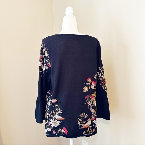 Chico’s Floral Bird Print Bell Sleeve Black Sweater - Large - Picture 4 of 14